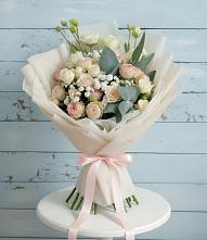 Букет цветов из:  Розы и Лизиантусы в Железнодорожный Подольского района