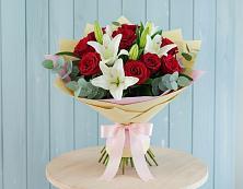 Букет цветов из:  Лилии и Розы в Железнодорожный Подольского района