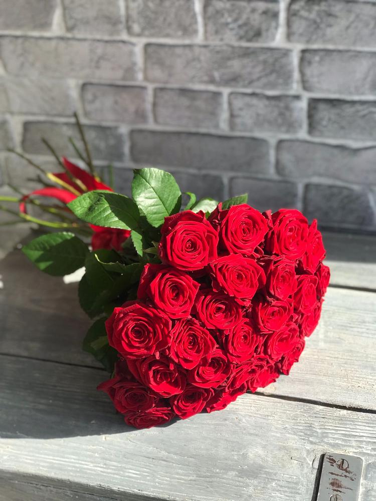 Букет Красные розы Фридом в Железнодорожный Подольского района