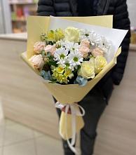 Букет цветов из:  Альстромерии, Розы и Хризантемы в Железнодорожный Подольского района
