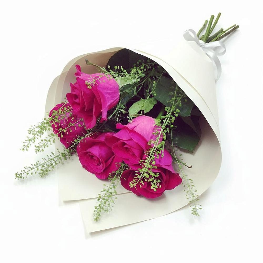 Букет ярко-розовый в Железнодорожный Подольского района Букет цветов из: Розы в Железнодорожный Подольского района