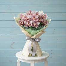 Букет цветов из:  Орхидеи и Розы в Железнодорожный Подольского района