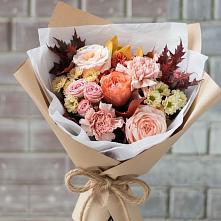 Букет цветов из:  Гвоздики, Хризантемы и Розы в Железнодорожный Подольского района