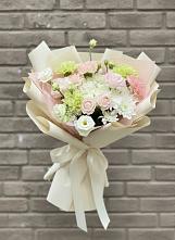Букет цветов из:  Гвоздики, Розы, Лизиантусы и Хризантемы в Железнодорожный Подольского района