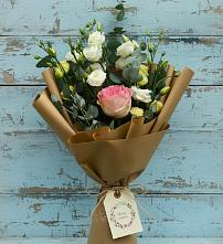 Букет цветов из:  Розы и Лизиантусы в Железнодорожный Подольского района
